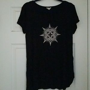 LA Hearts graphic T